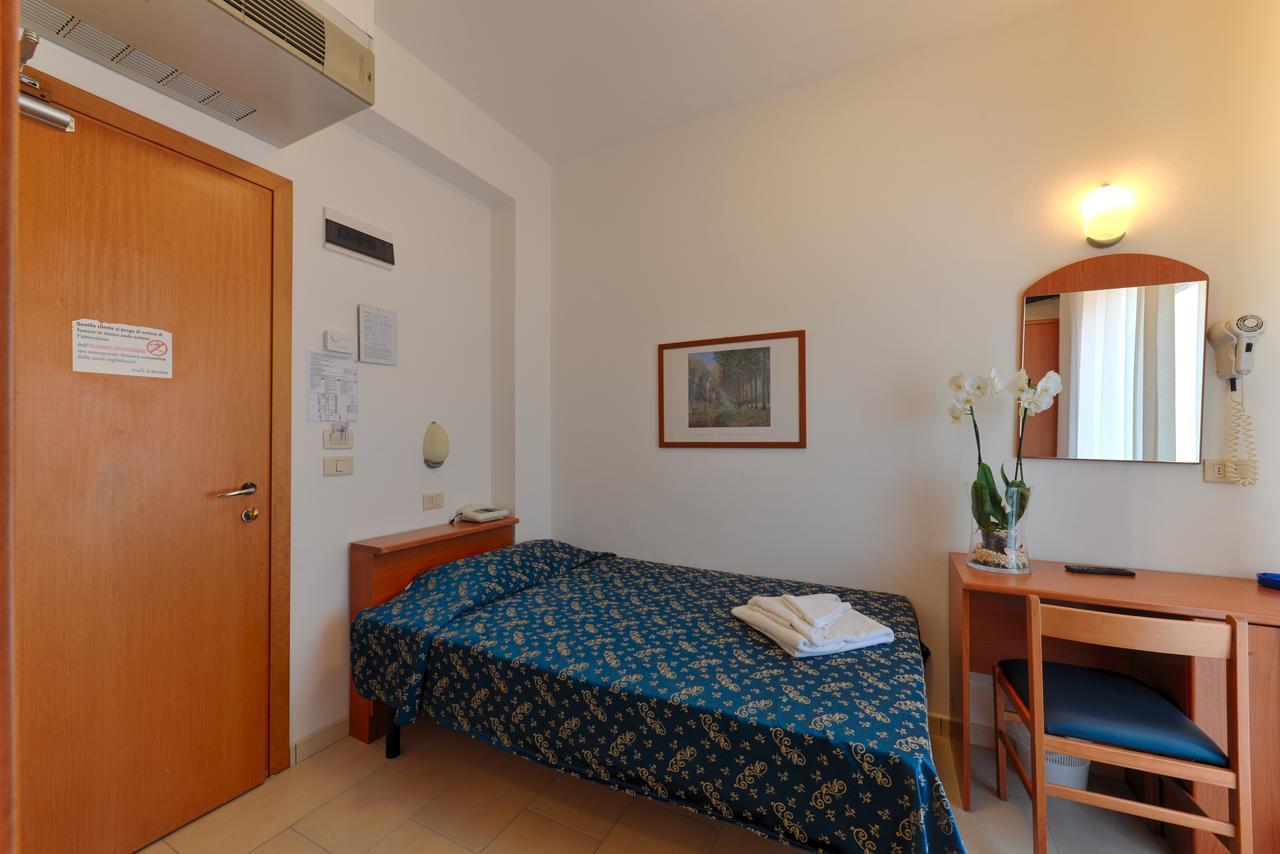 Hotel Taormina 리치오네 외부 사진