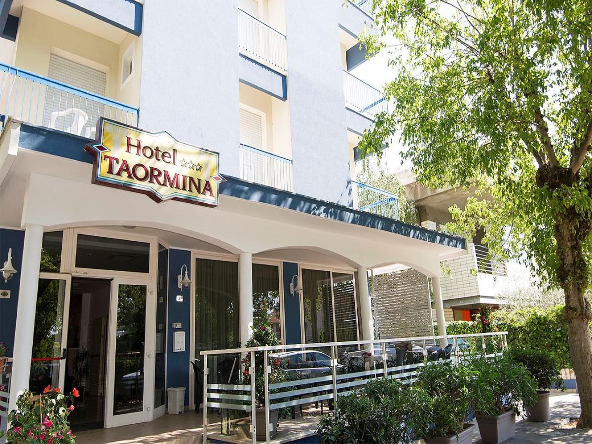 Hotel Taormina 리치오네 외부 사진